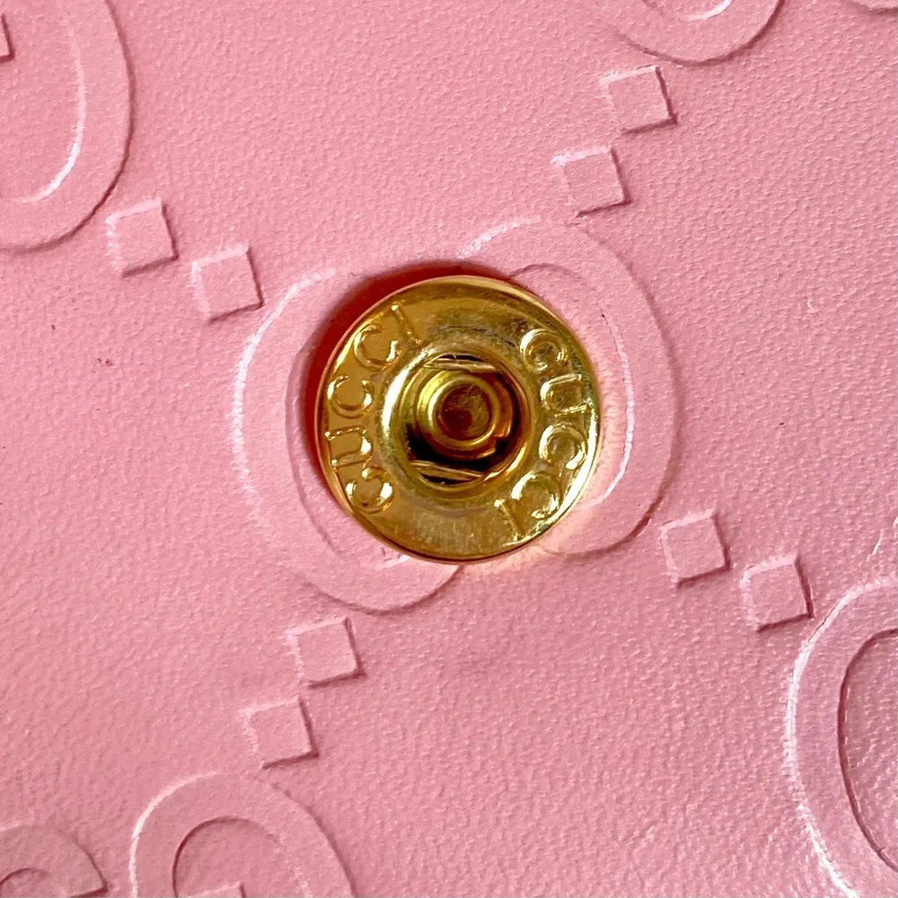 Gucci Guccissima Icon Signature 6 Key Holder